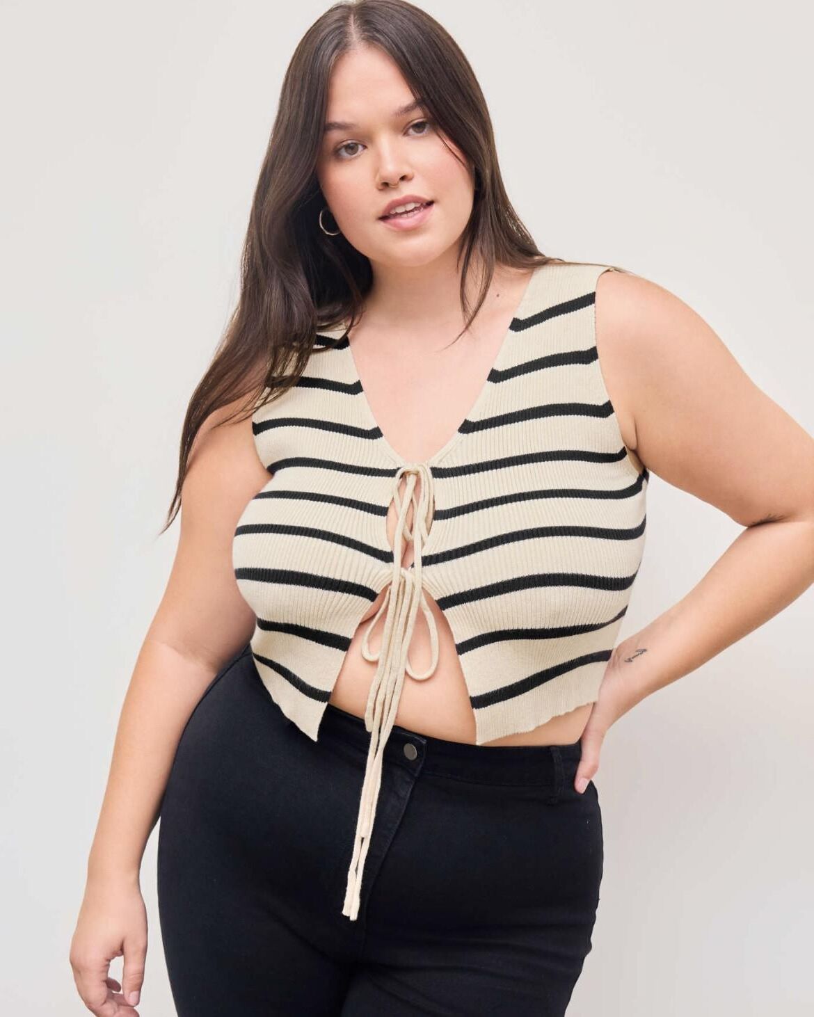 Baul, thicc, vollbusige Models