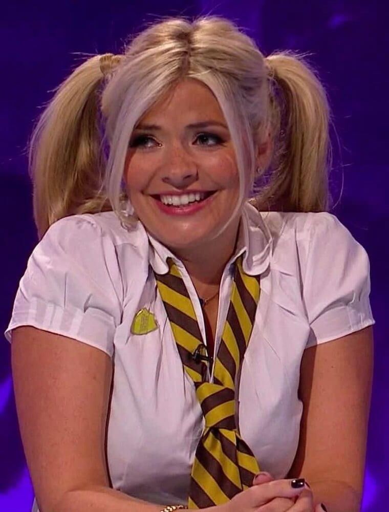 Holly Willougby School Uniform