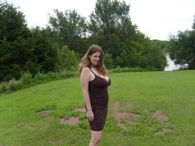 Milf im Freien