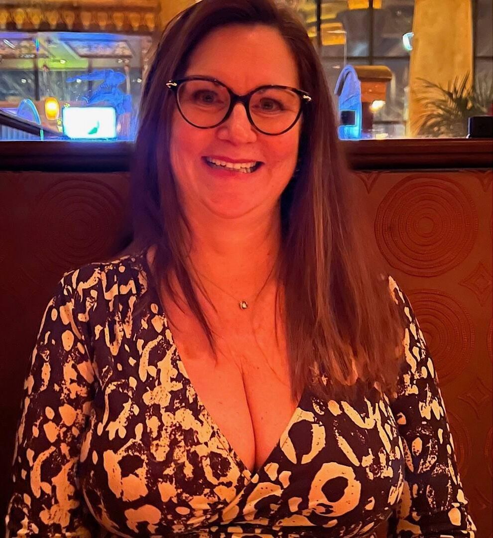 Vollbusiger Amateur Gilf Shelly