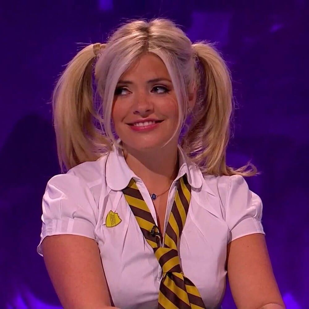 Holly Willougby School Uniform