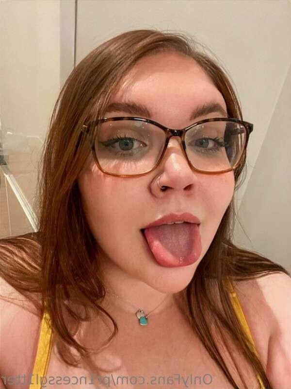 Halligan Big Ass Big Boobs Brunette BBW Girl Mixed Hot Shots