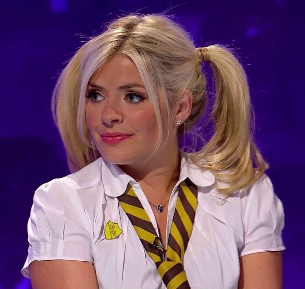 Holly Willougby School Uniform