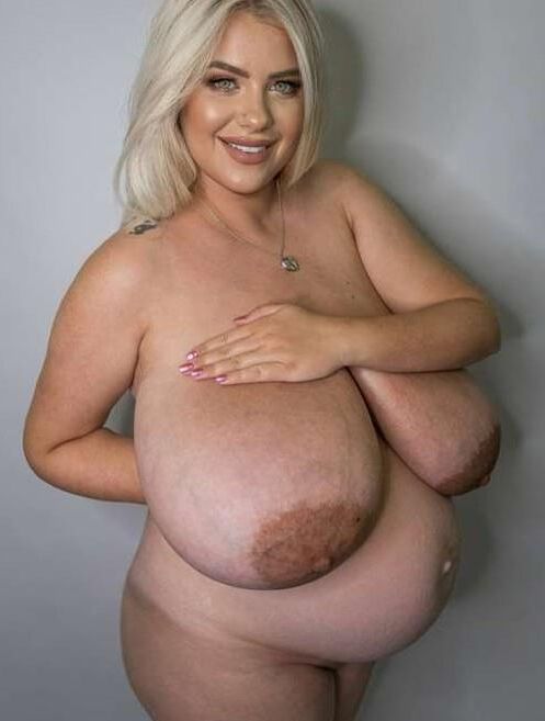 GRANDS UDDERS INSAGGY (NN)