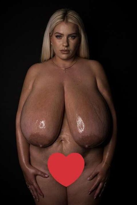 GRANDS UDDERS INSAGGY (NN)