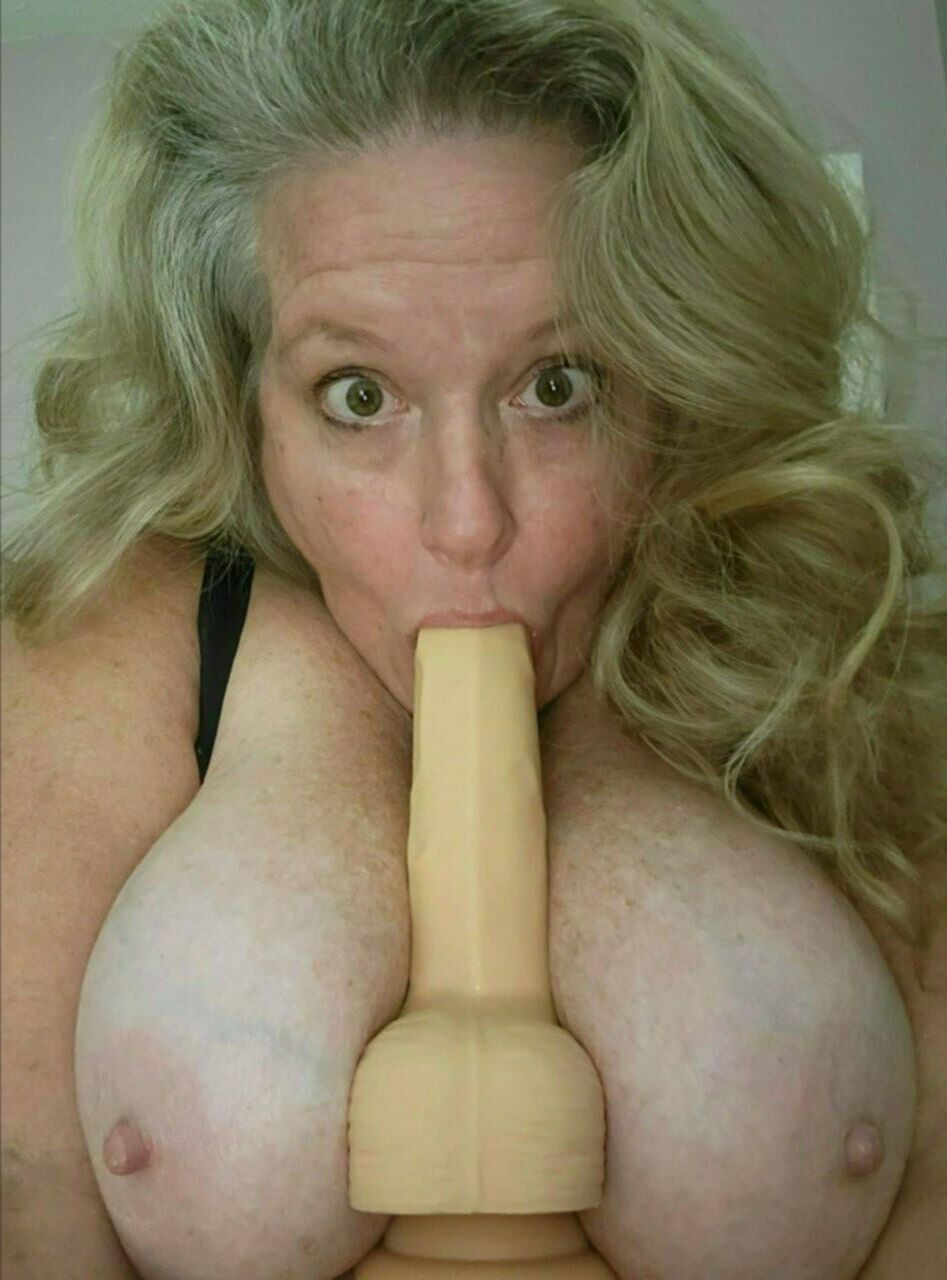 Busty Chubby Goonette Granny