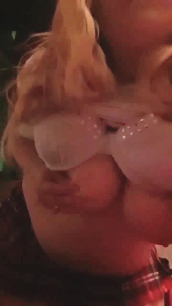 Amateurbusty Chubster Showoff Kayla
