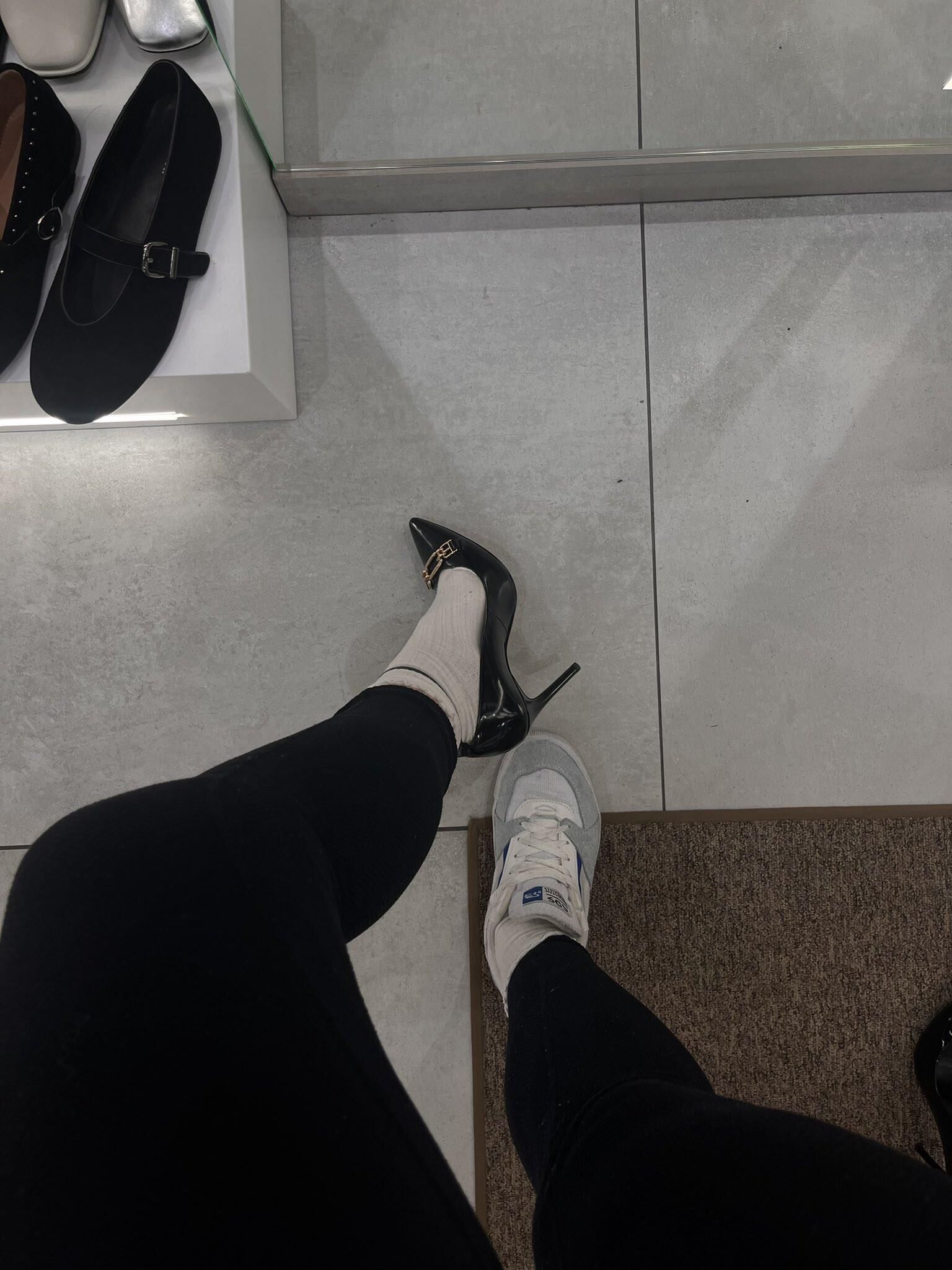 Puma riesige Brüste ukrainisch sexy brünette milf gemischte heiße Aufnahmen