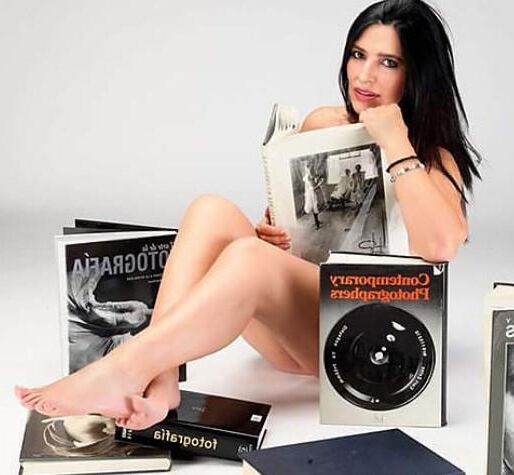 Modelo maduro de Raquel Simon