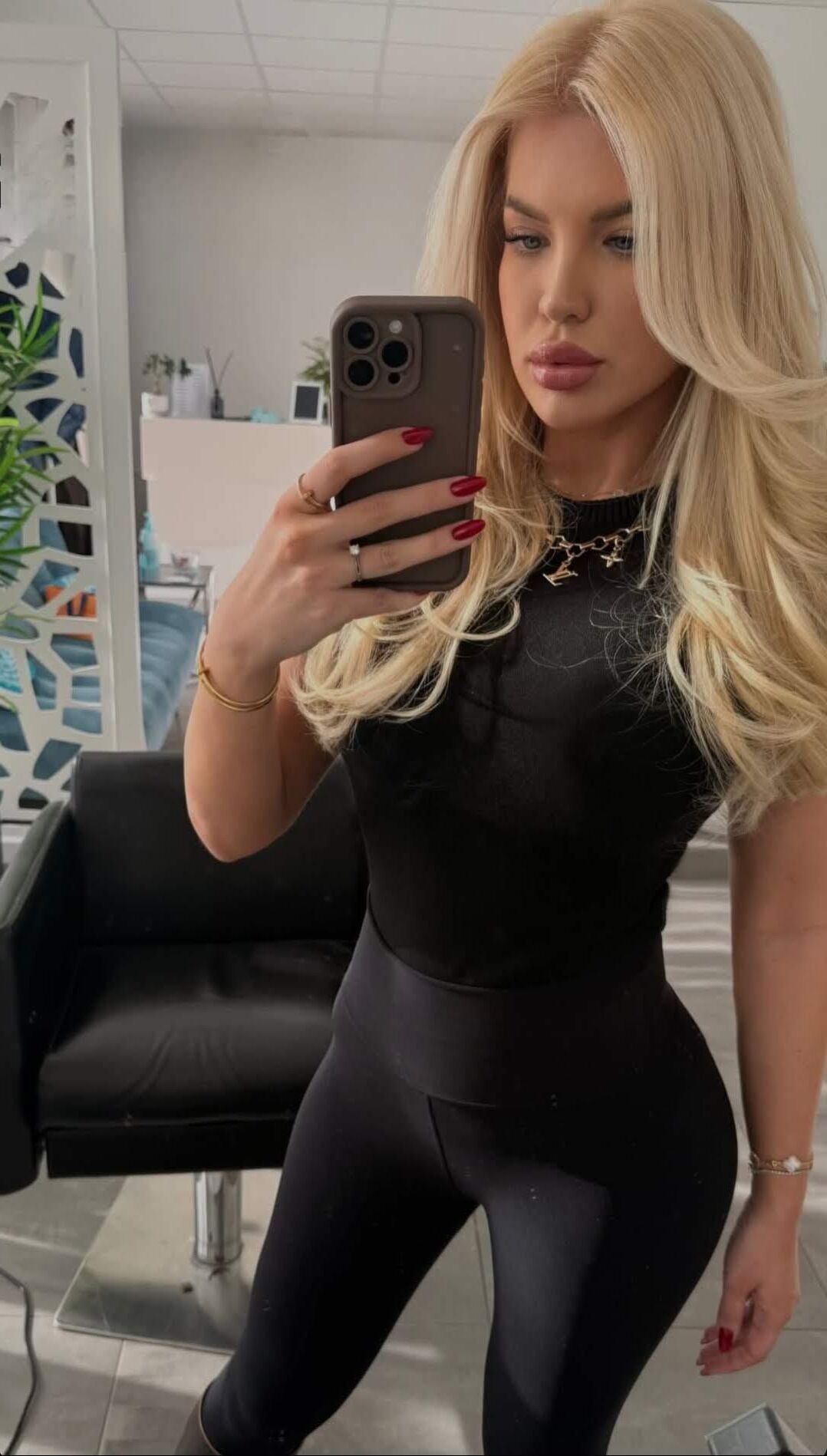 Puta rumana greta n