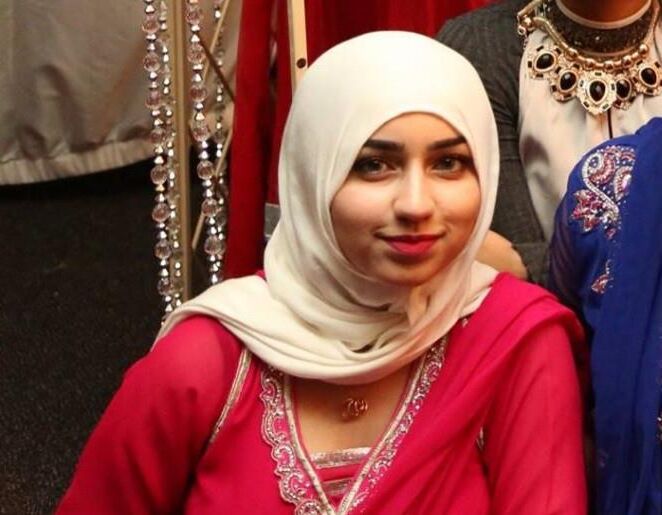 Paki Hijab Musulmán árabe tetas desnudas