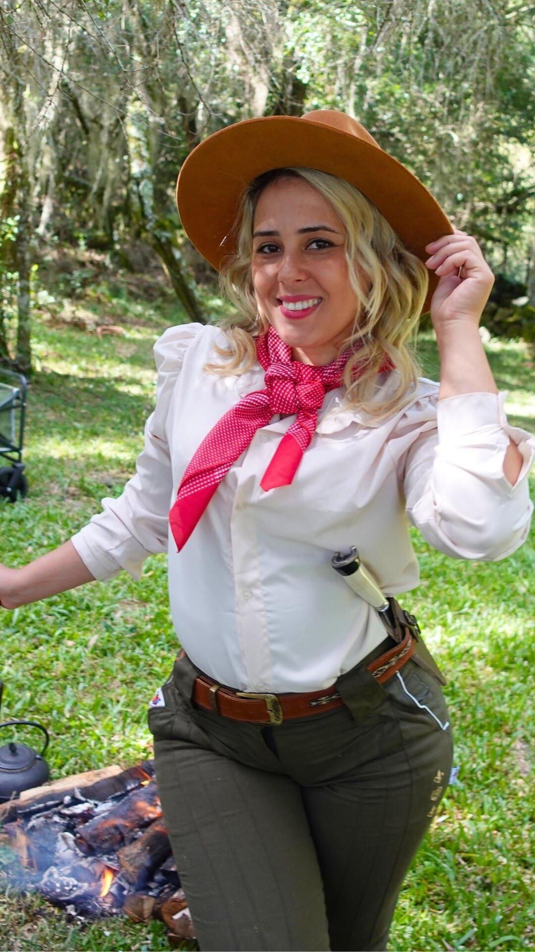 Brasilianer Big Ass Boobs Anal Blonde YouTuber Girl gemischt heißes Phot