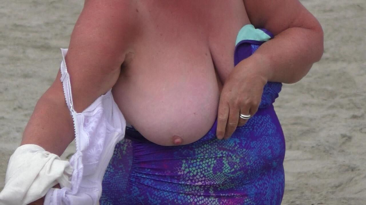 BBW Granny mostrando peitos