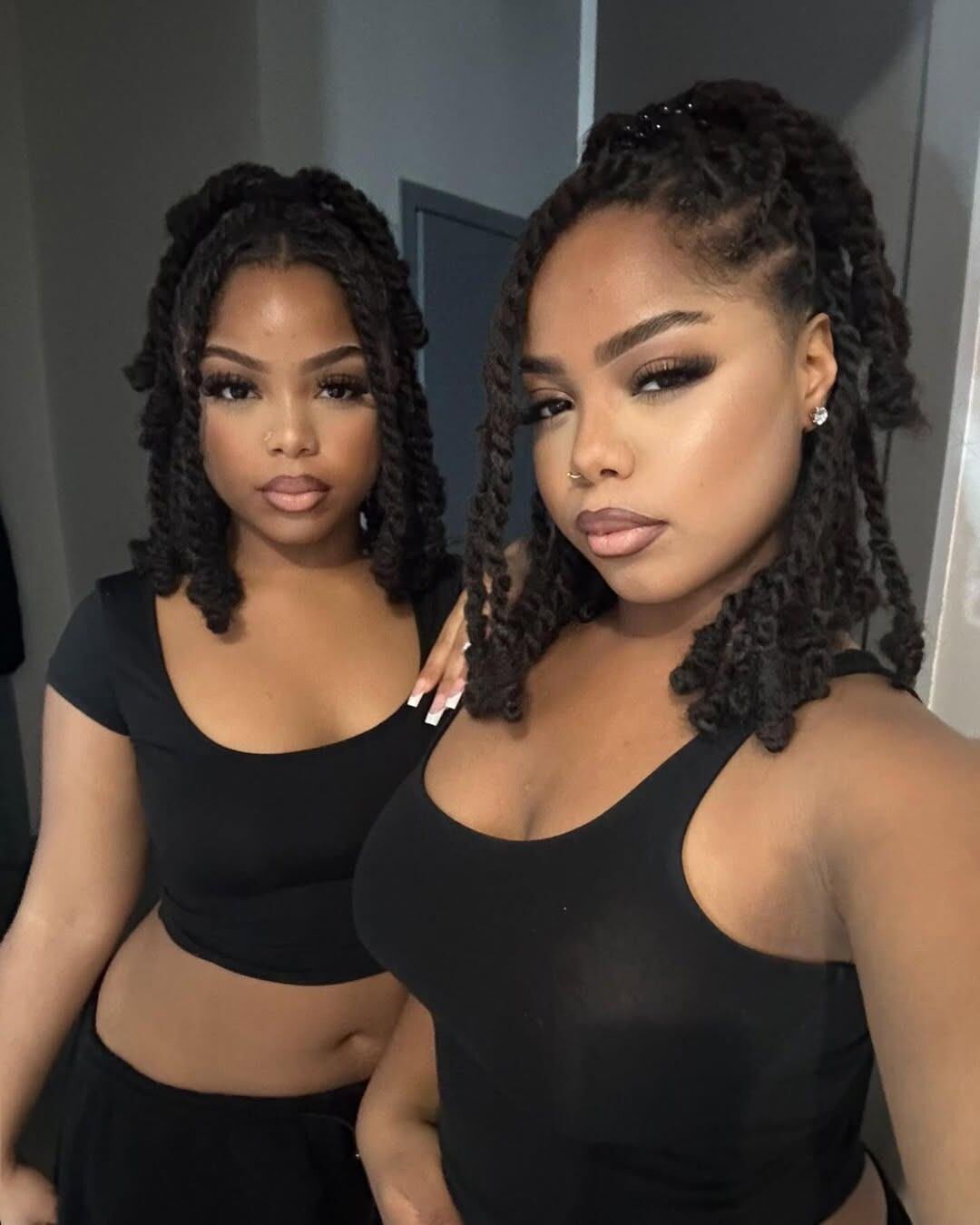 ebony twin sister