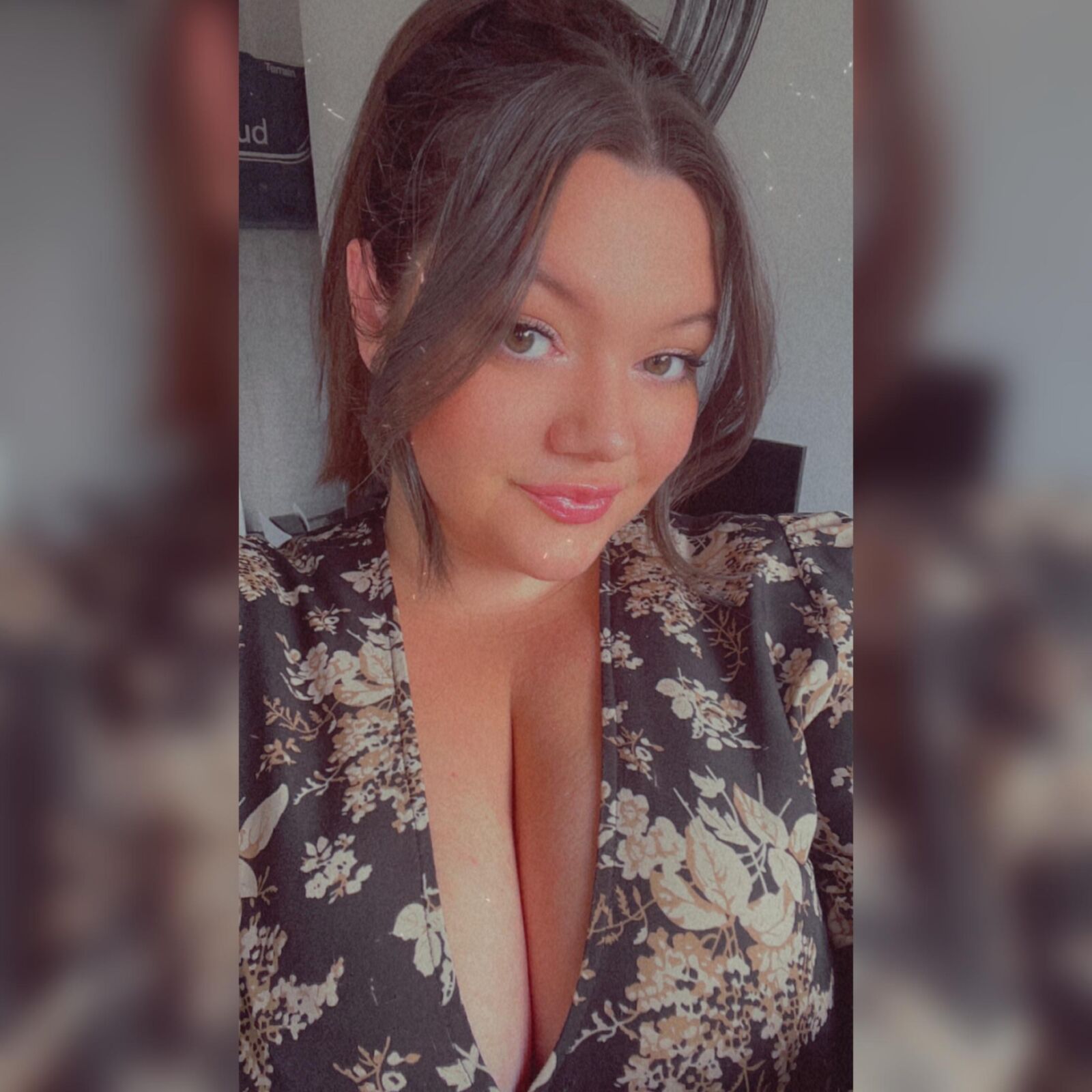 Sexy chubby brunette