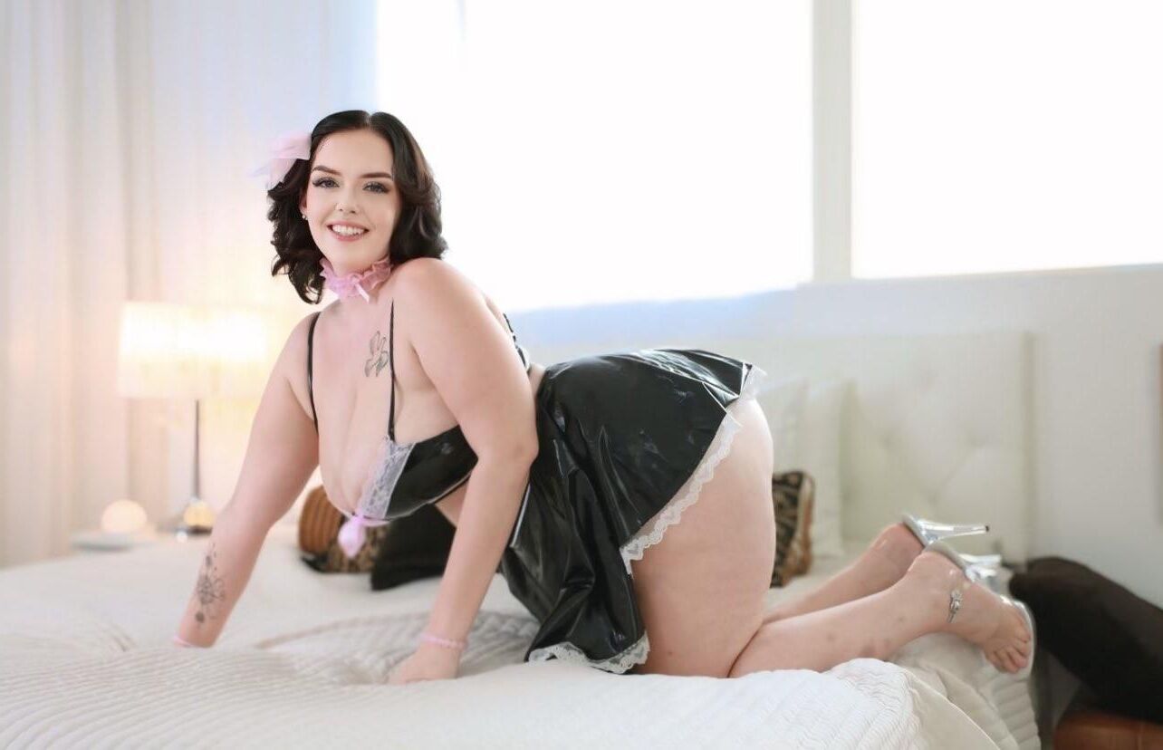 Ryan Big Butt Big Boobs Schönheit Brünette Milf gemischte heiße Aufnahmen