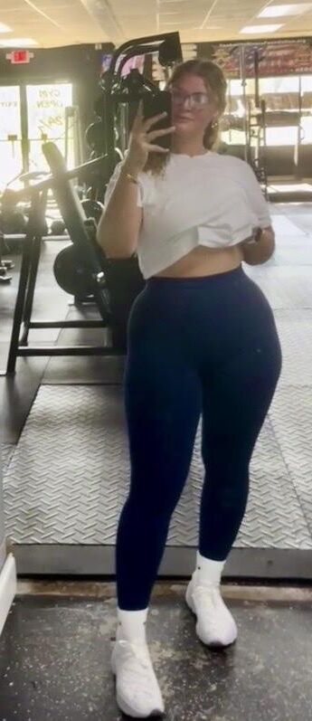 Dakota Big Ass Big Boobs Sexy Brünette Mutter gemischte heiße Aufnahmen