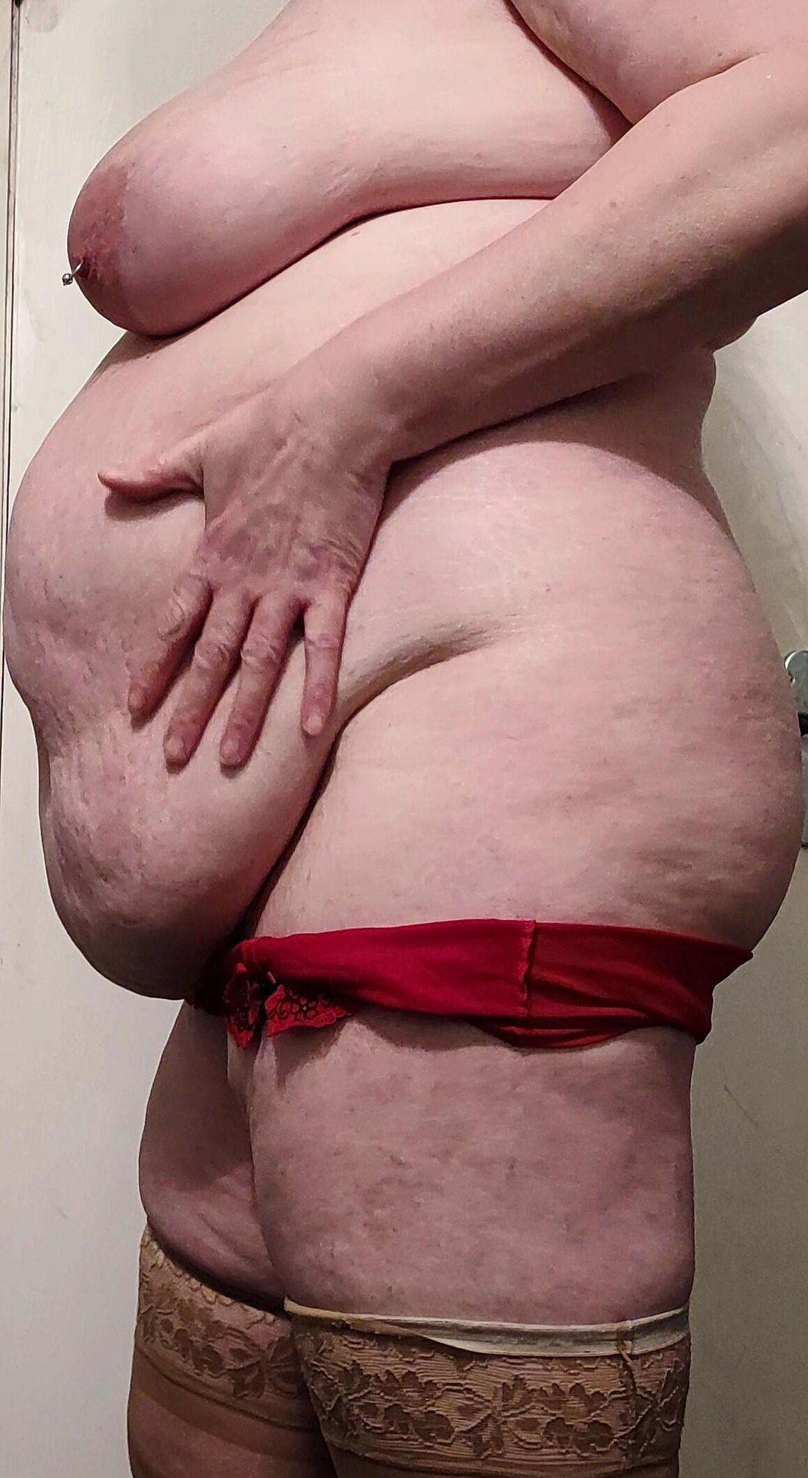 BBW Frau posiert