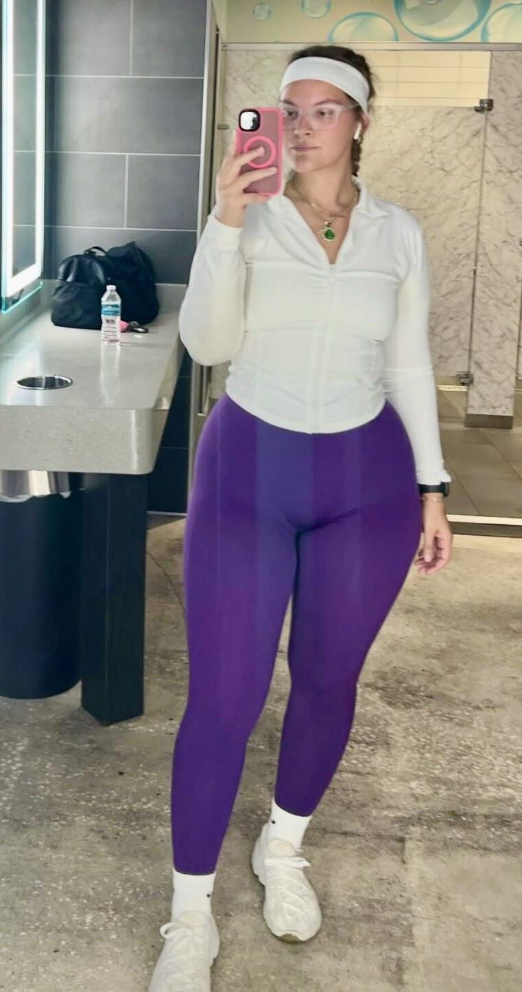 Dakota Big Ass Big Boobs Sexy Brünette Mutter gemischte heiße Aufnahmen
