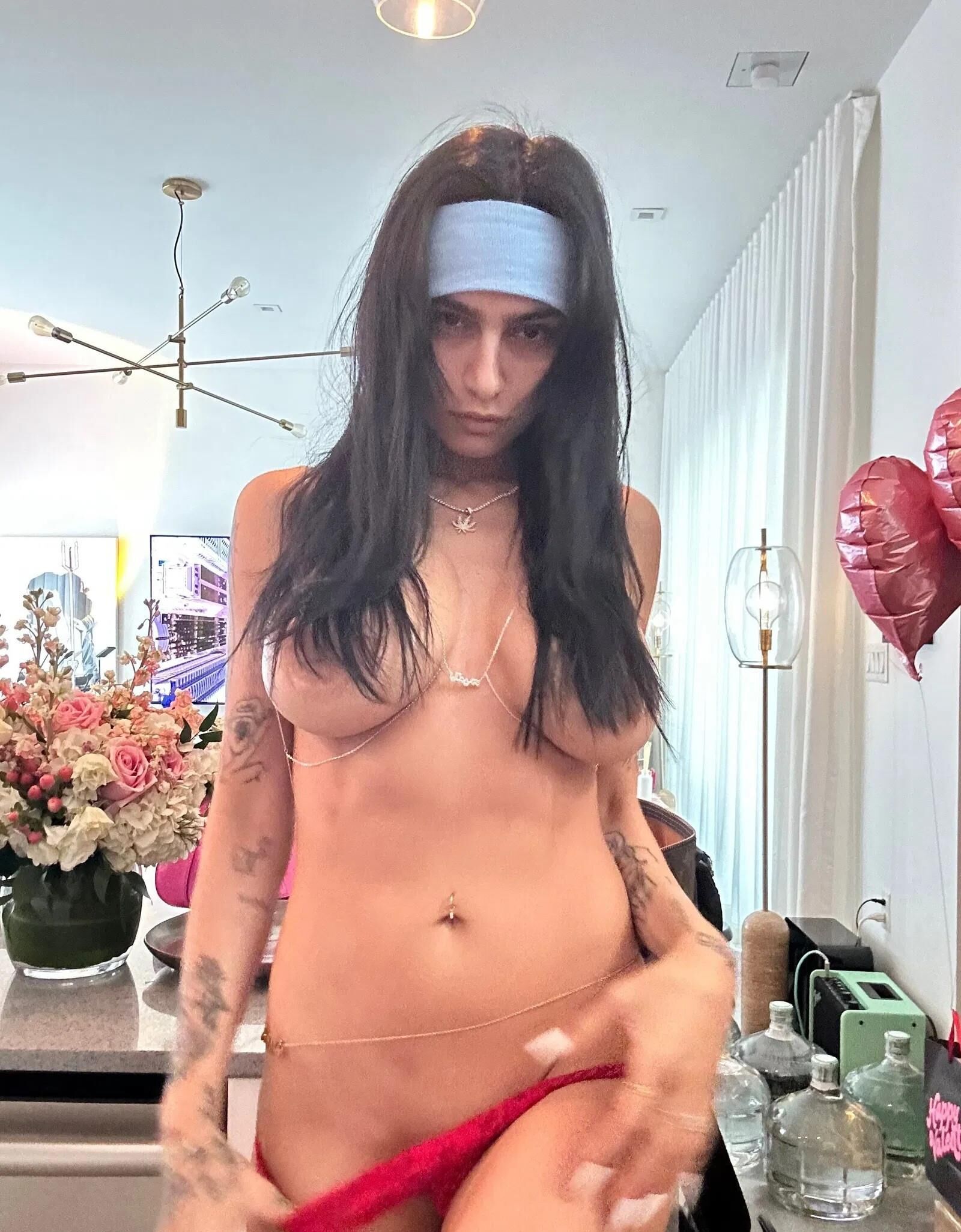 Porno Königin Mia