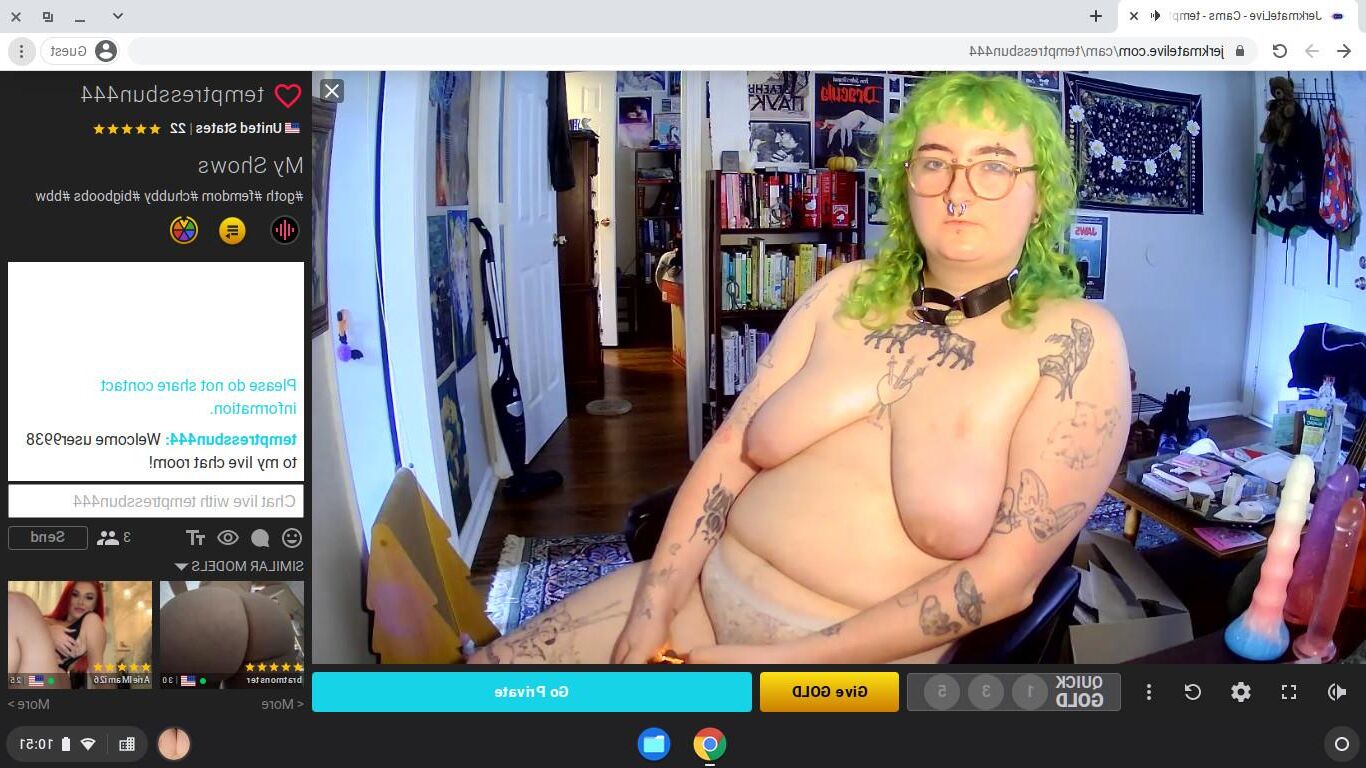 Cum Gobblin Camslut