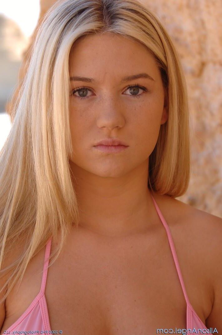 Alison Angel Munch the Sand