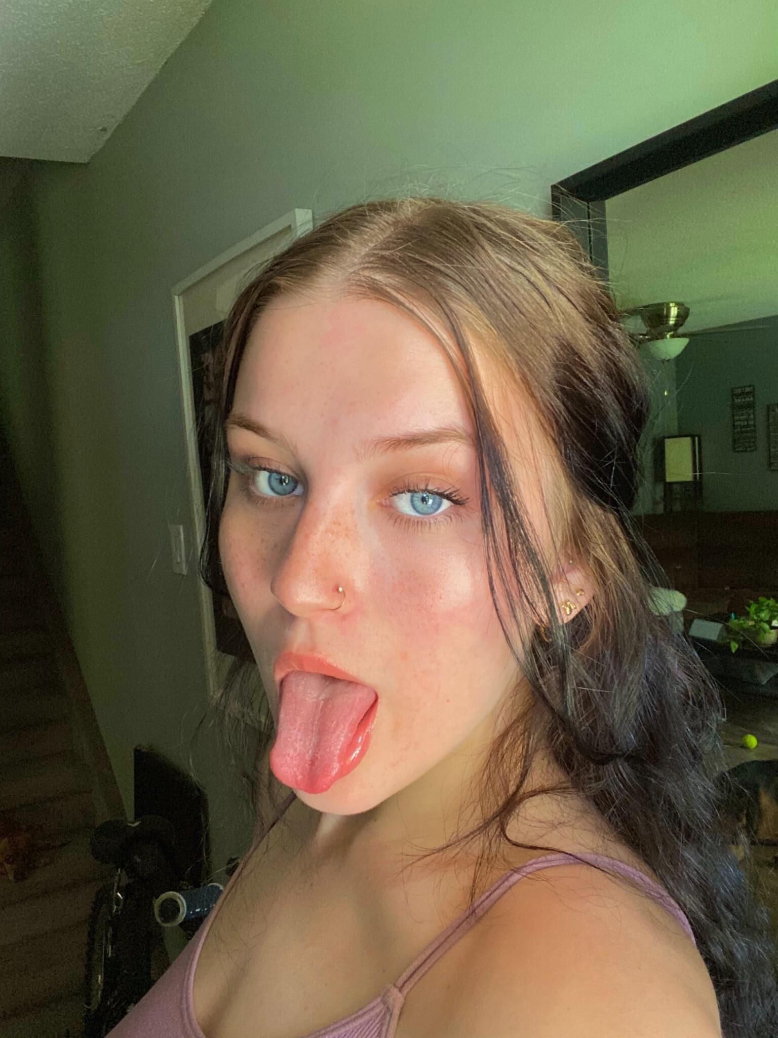 Titty Fuck Hure Madisun