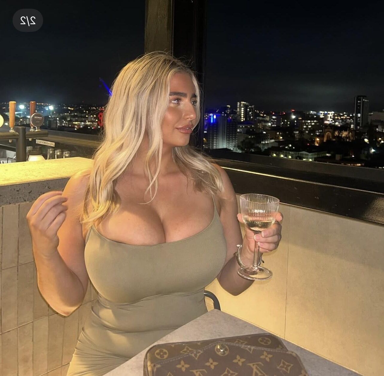 Eve T
