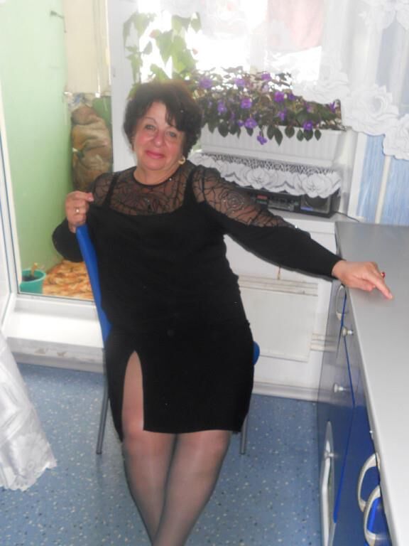 Busty granny Svetlana from Nizhnevartovsk