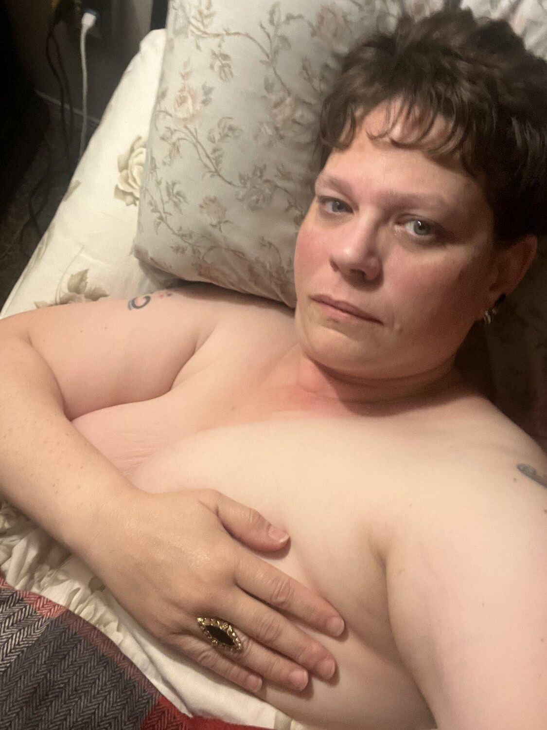 Rachel FB dating