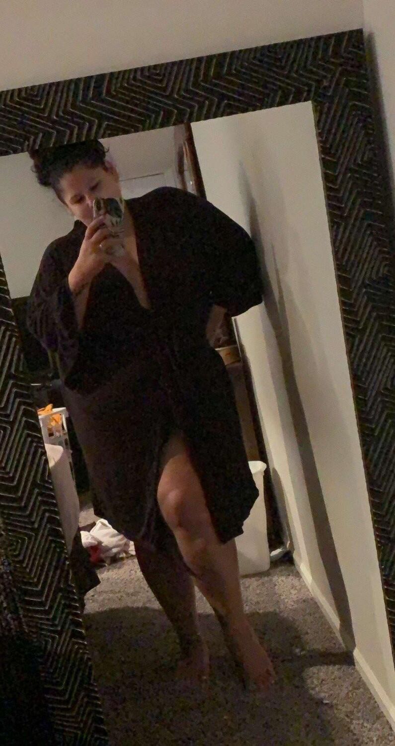 MILF Jessica