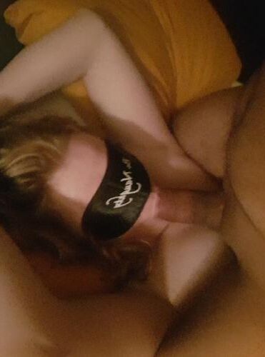 Blonde UK kik een slut michellesilverx