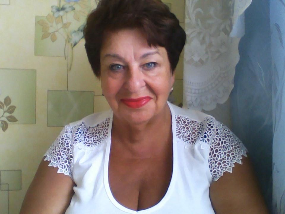 Busty granny Svetlana from Nizhnevartovsk