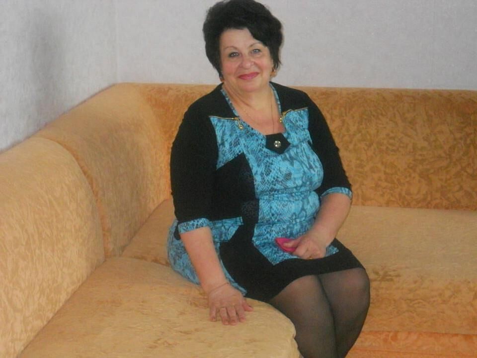 Busty granny Svetlana from Nizhnevartovsk