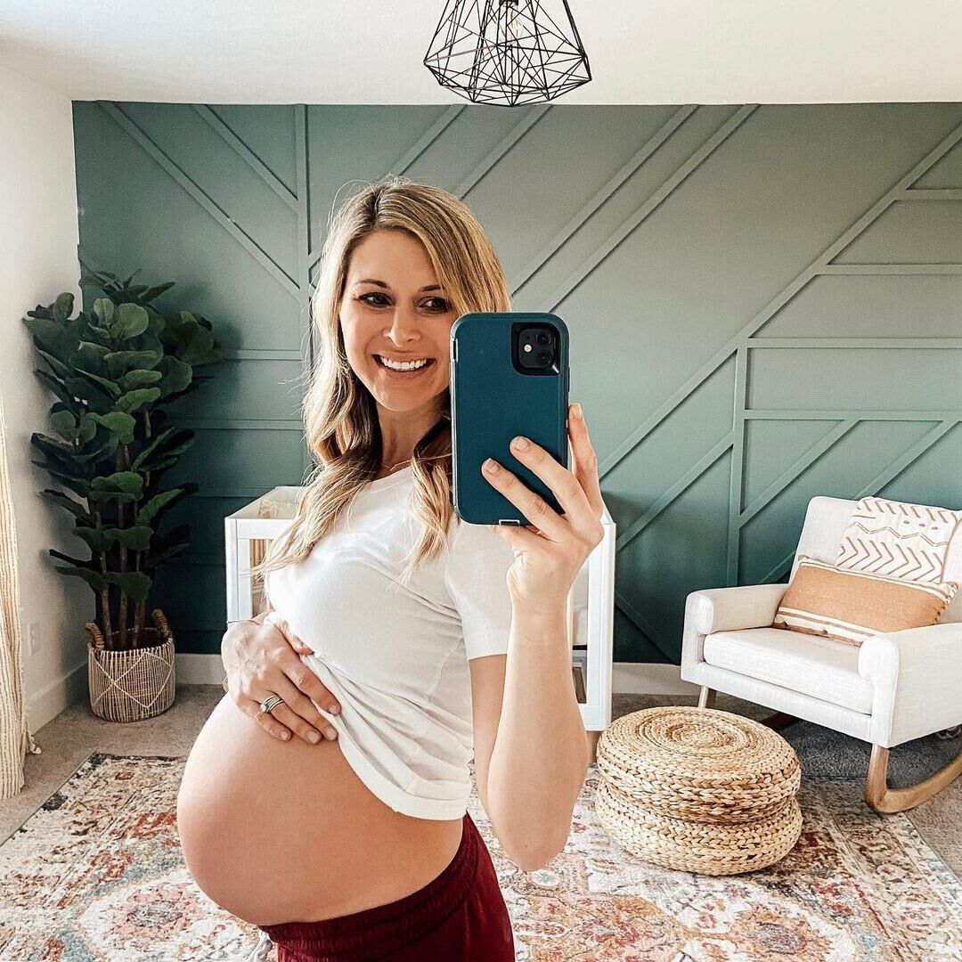 Yummy Preggo Amateurs 