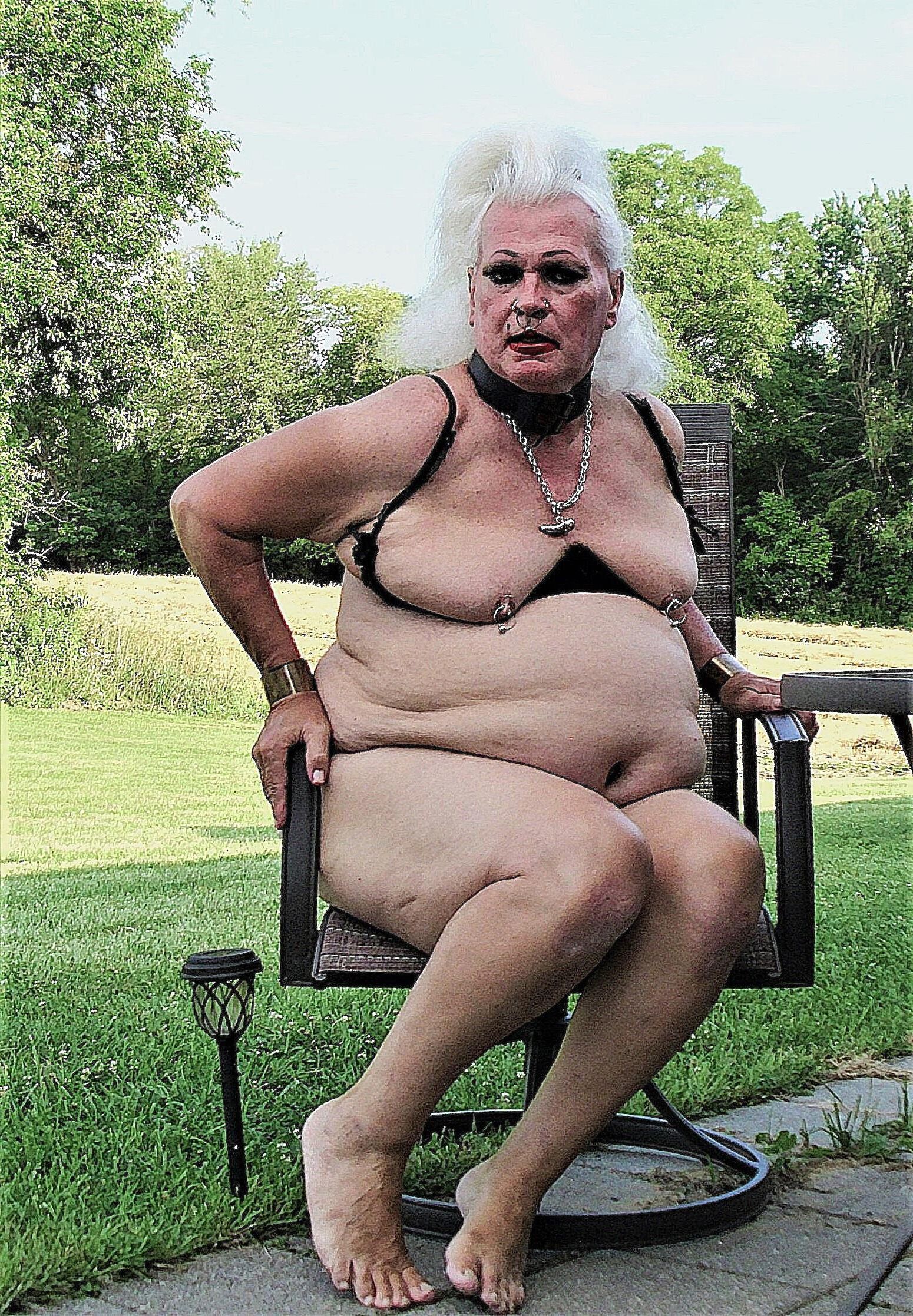 Shuggah Shows Off Her New PHATNESS In Public
