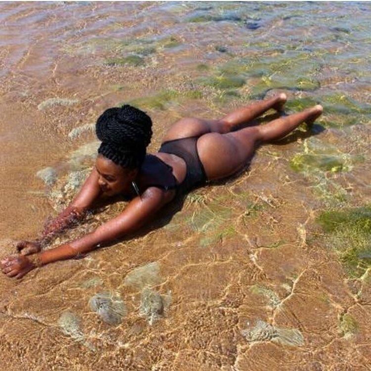 Hoes with Phat Asses
