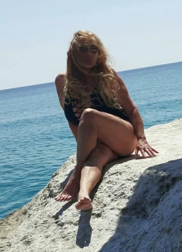 Serbio tetona madura