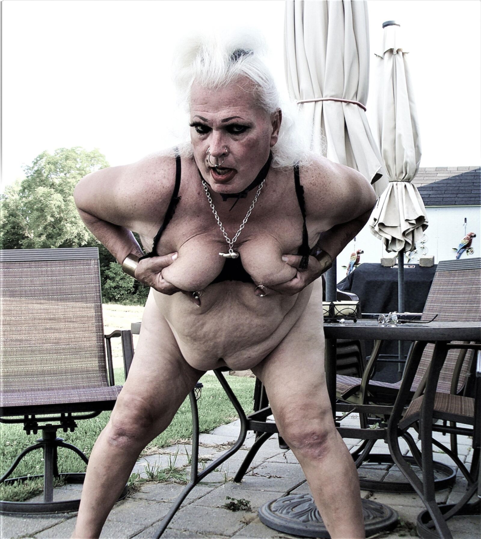Shuggah Shows Off Her New PHATNESS In Public