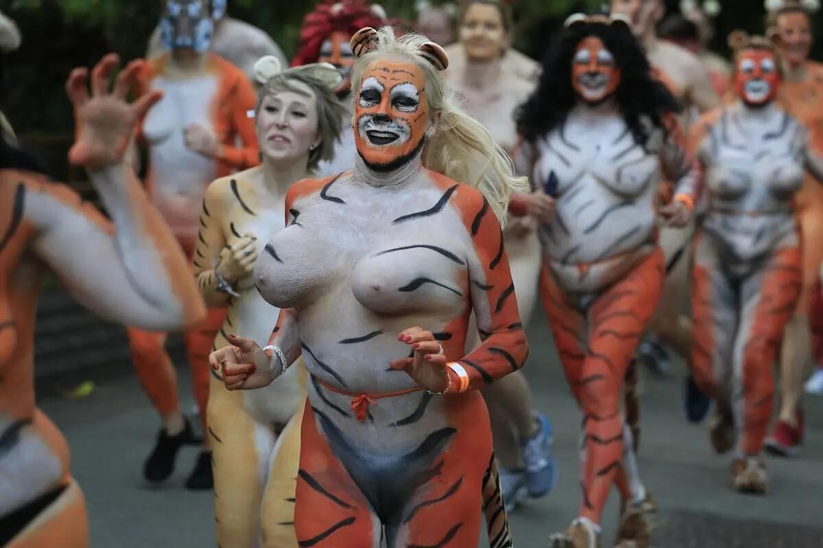 London Naked Tiger Run