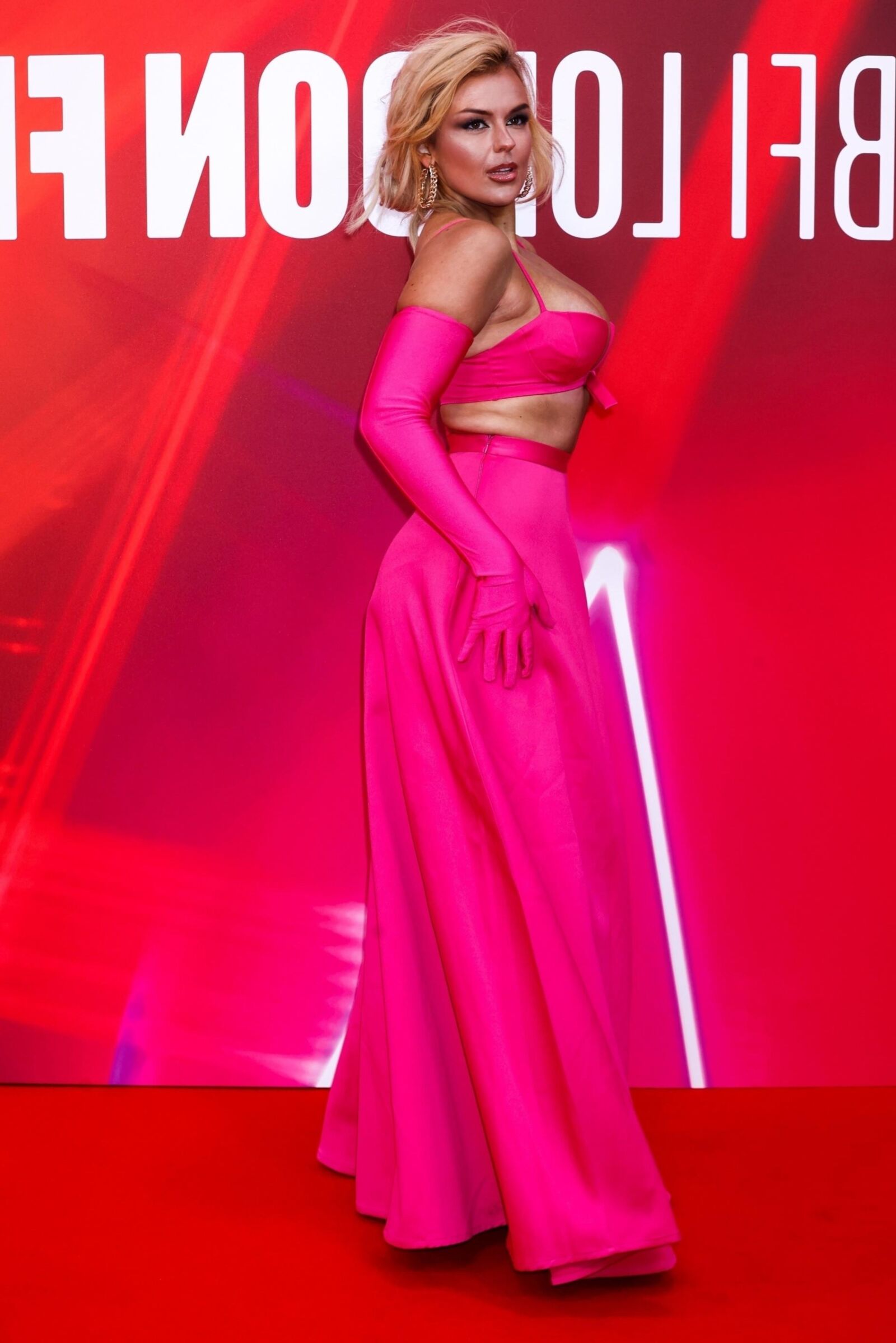 Tits Tallia Storm