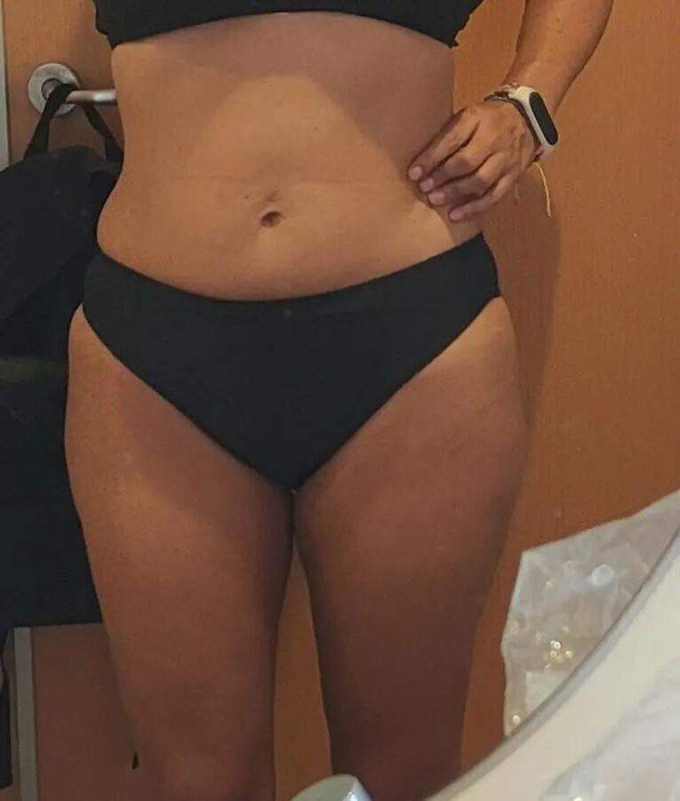 sexy mature slut 