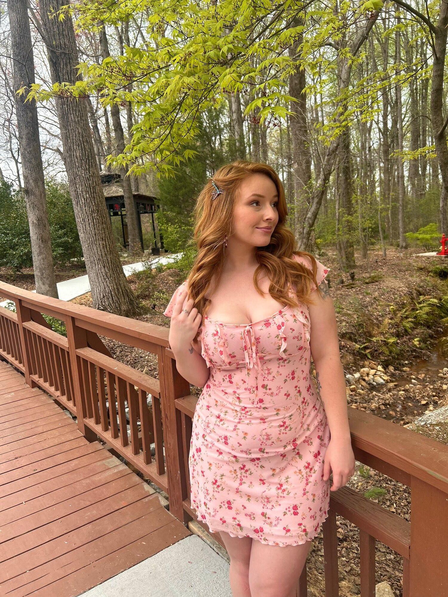 Kaia riesige Brüste Big Ass Redhead Wunderschönes Mädchen gemischte heiße Schüsse