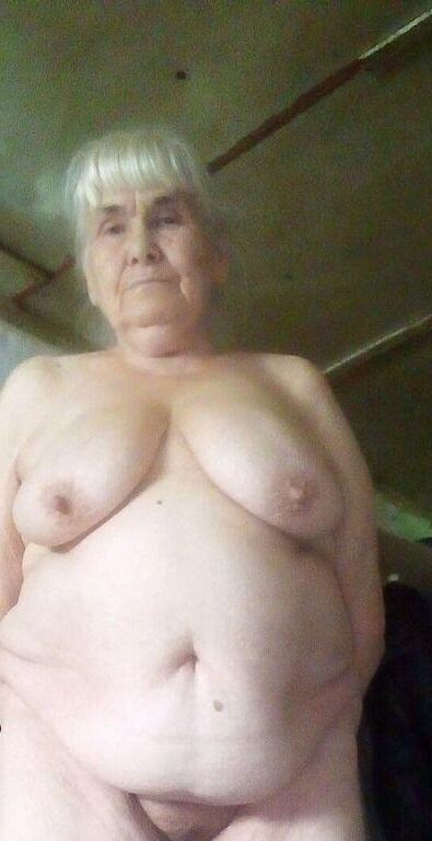 GRANNY MELODIE. I LOVE HER BOSOMS