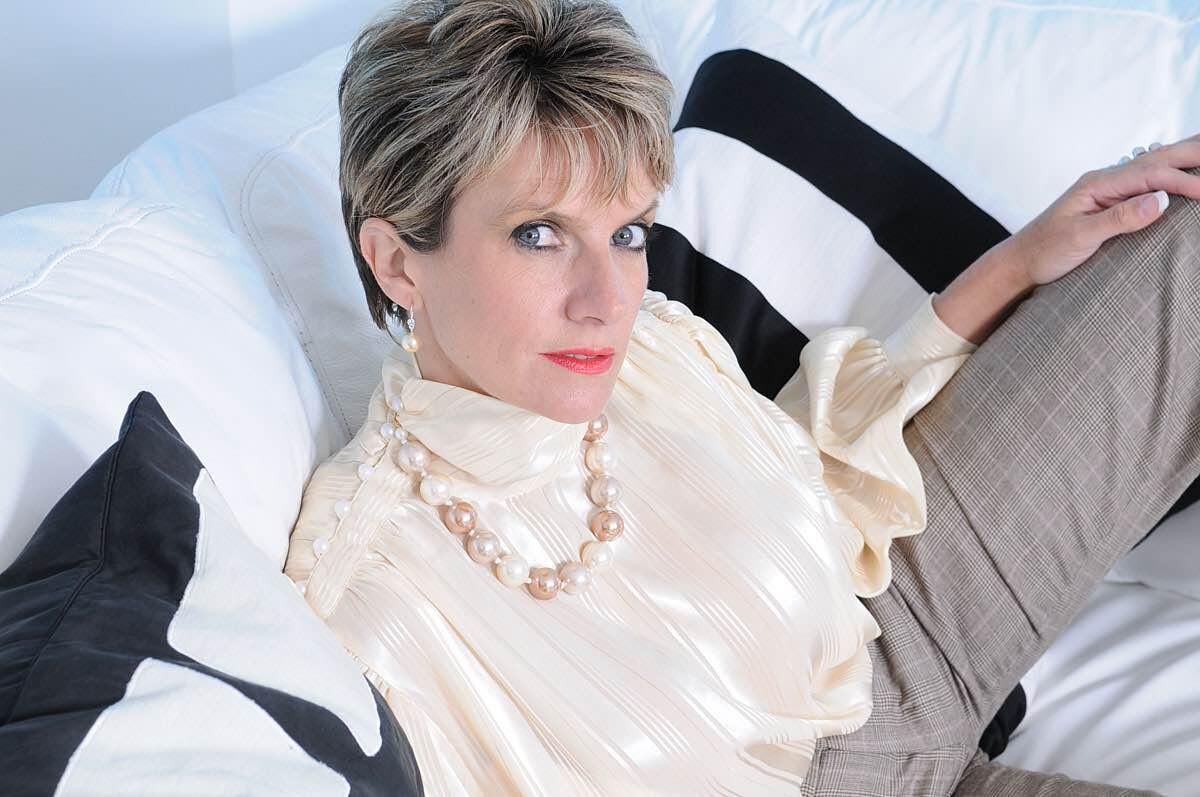 Gill Ellis Young (Lady Sonia) Jaeger And Silk