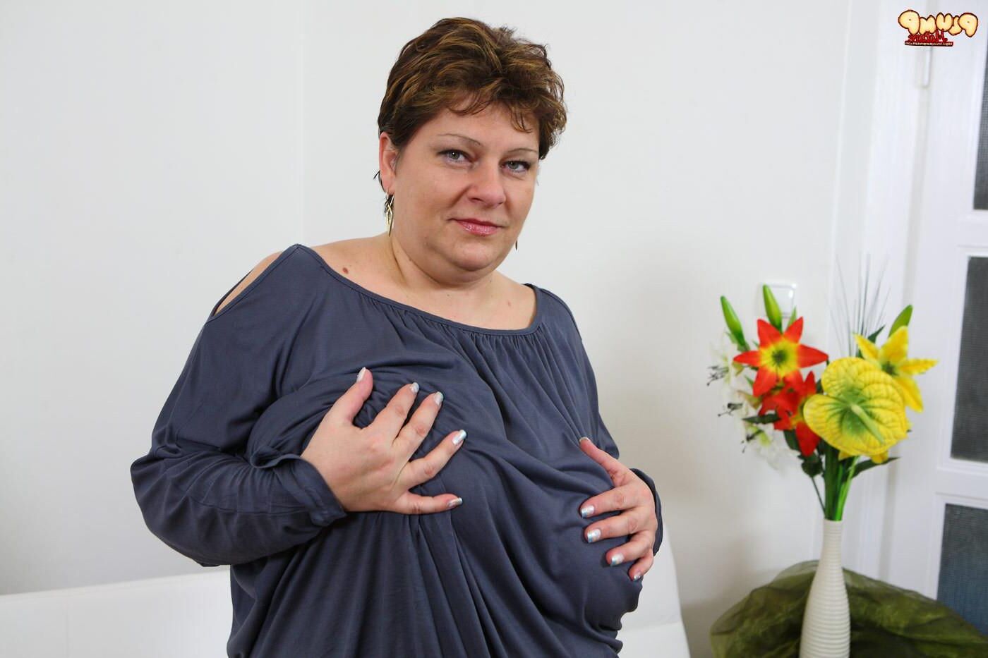 Nadya mature