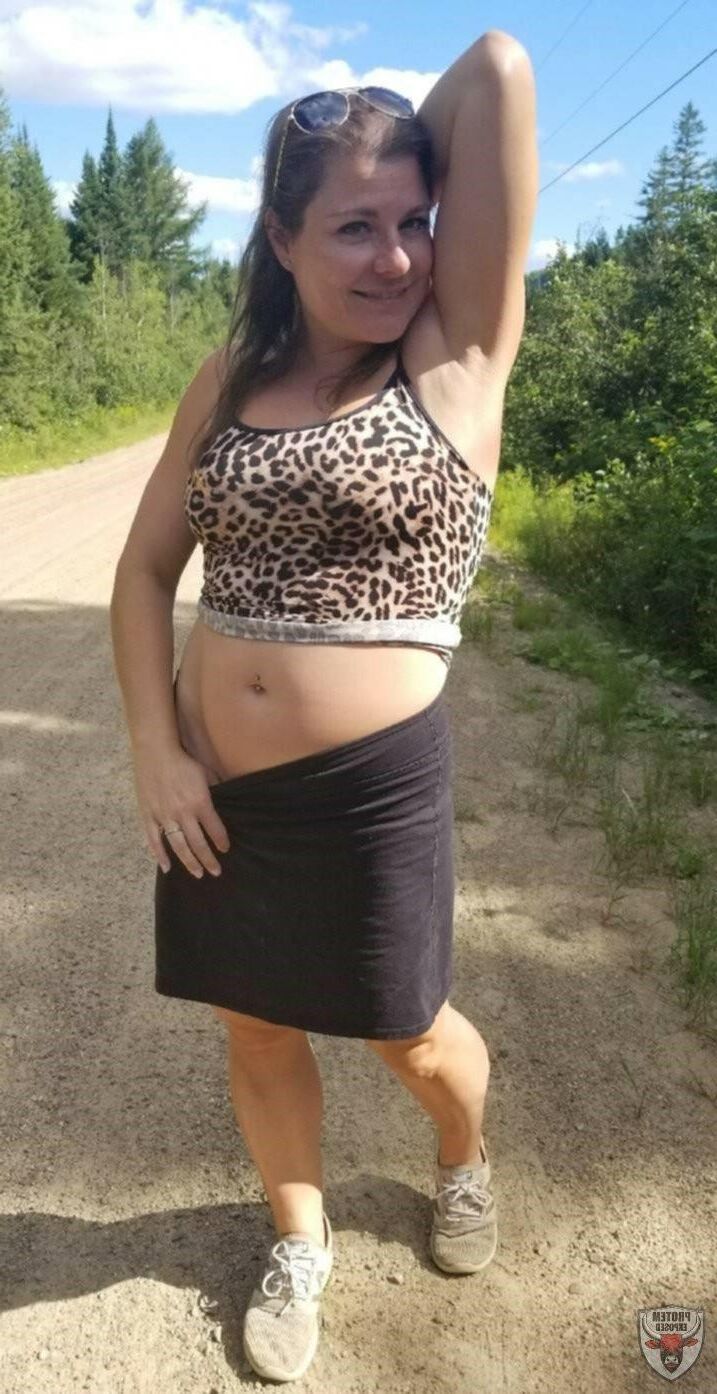 Annie Canadian Naked Slut Exposed