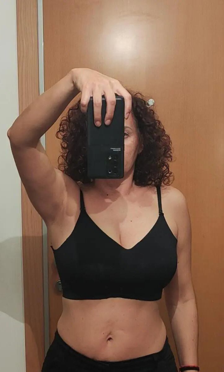 sexy mature slut 