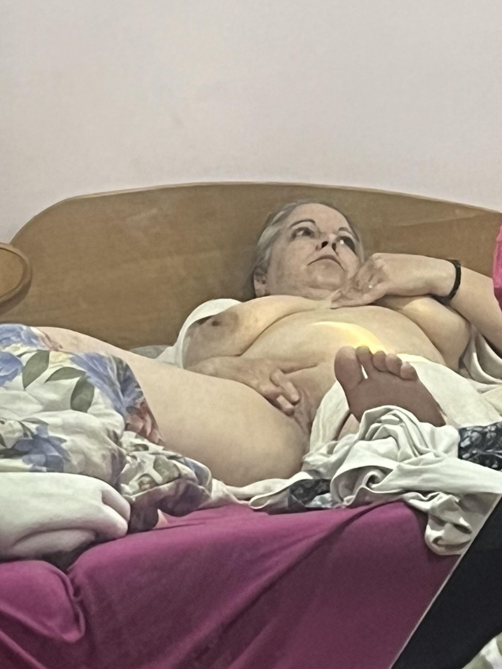 My Bulgarian bbw whore need bbc