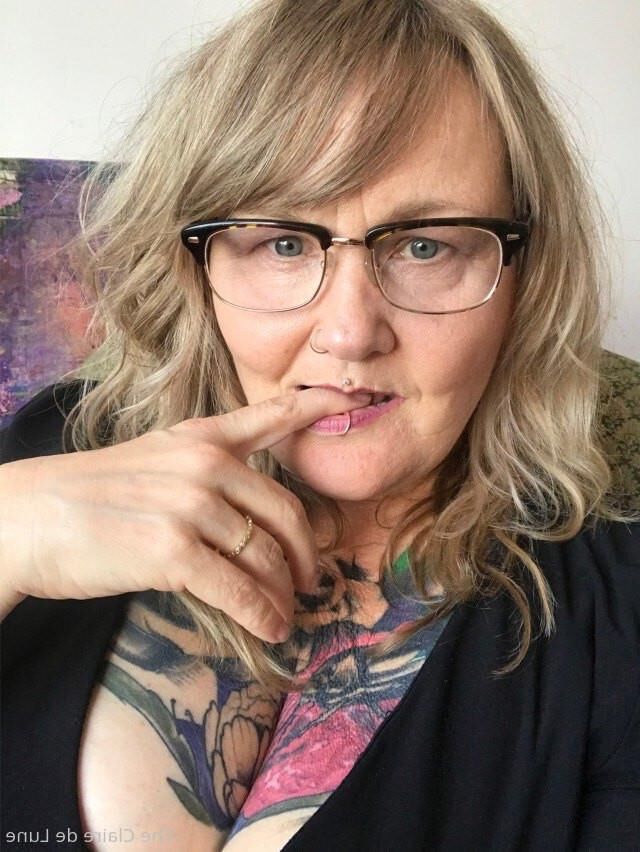 Claire Big Butt Big Tits tätowiert sexy blonde bbw orny gemischt h